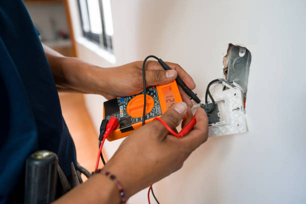 Best Licensed Electrician  in Siloam Springs, AR